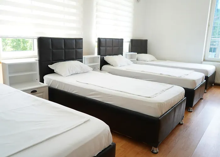 Garden فندق بوخارست