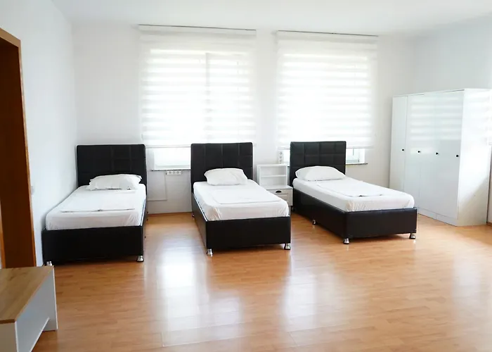 Garden فندق بوخارست